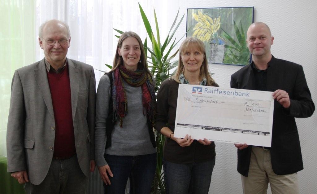 V.l.n.r.: Eckard Klages (stv. Oberschuldirektor), Sonja Wagner (OV-Vorsitzende), Susanne Miks (Landtagskandidatin), Marc Brinkmann (Oberschuldirektor)