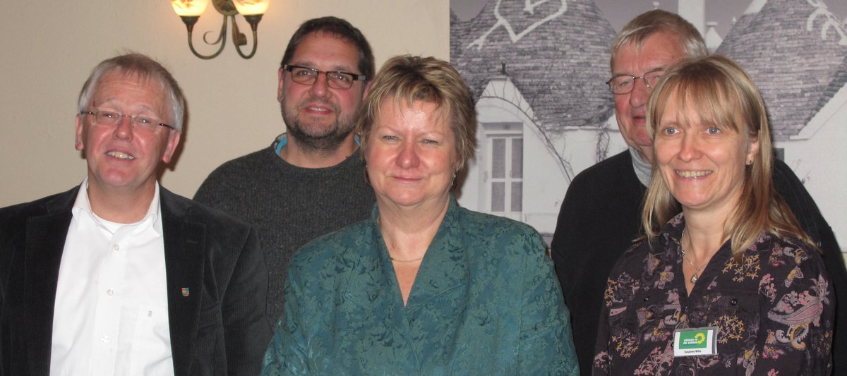 V.l.n.r.: Friedrich Haubold (Fraktionsvorsitzender), Peter Meiwald (Bundestagskandidat), Karl-Fritz Gertjejanssen (Sprecher d.Kreisvorstands), Susanne Miks (Landtagskandidatin)