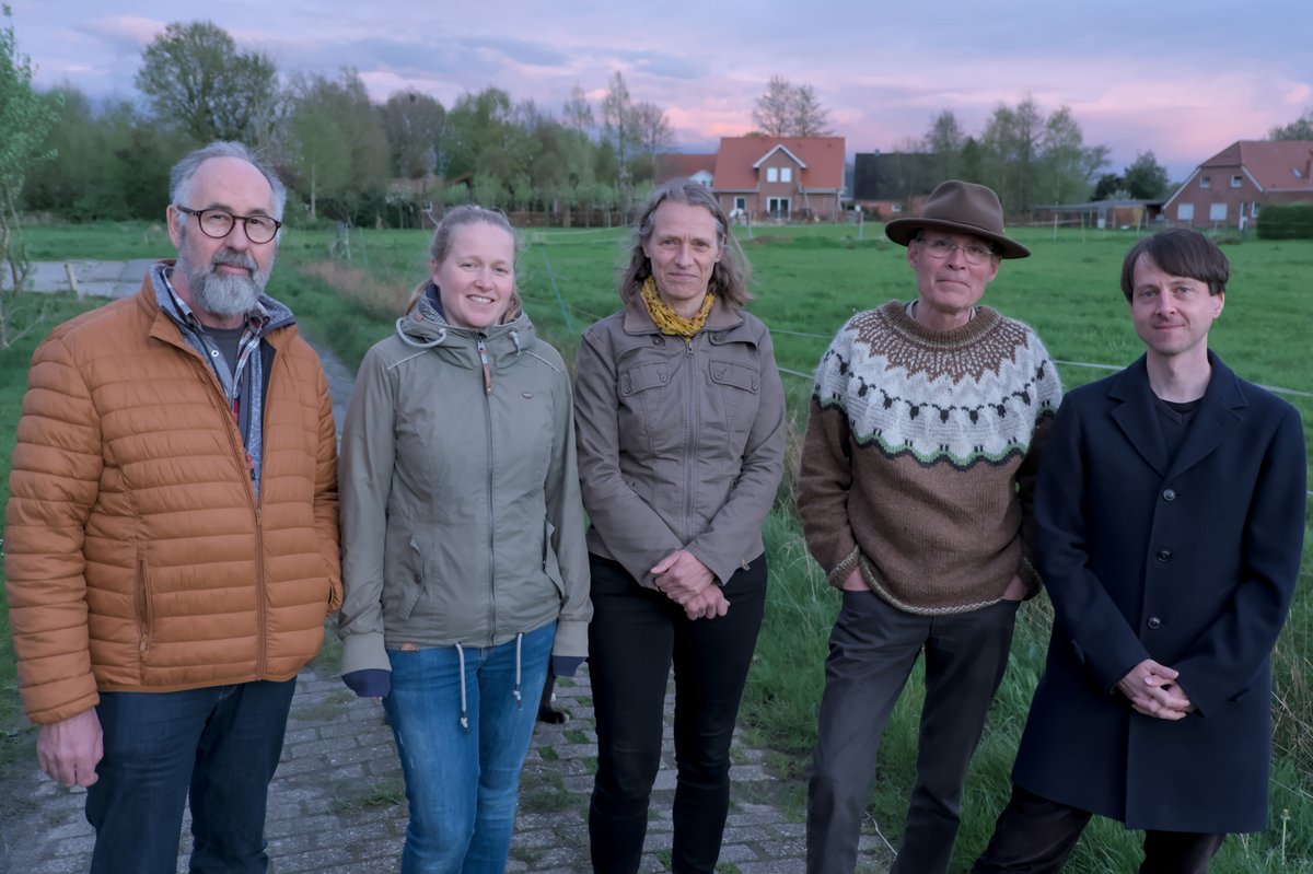 Gruppenbild mit fünf Personen