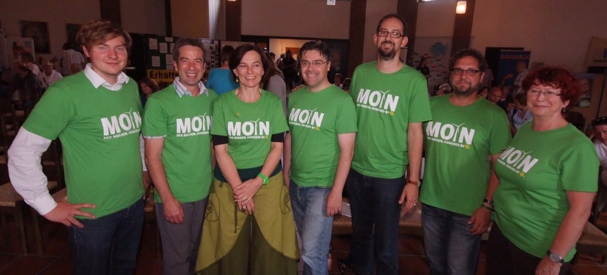 V.l.n.r: Landesvorsitzender Jan Haude und die Bundestagskandidaten Josef Diersen (Cloppenburg-Vechta), Birgit Kemmer (Mittelems), Dragos Pancescu (Delmenhorst-Wesermarsch-Oldenburg Land), Alexander von Fintel (Friesland-Wilhelmshaven-Wittmund), Peter Meiw